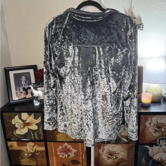 French Connection Velvet Pajama Set in Gray - Picture 6 of 10